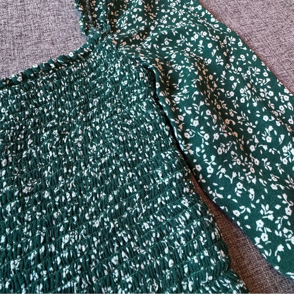 Reformation Pinto Smocked Floral Long Sleeve Top - Picture 4 of 7